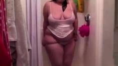 Sexy BBW Stripping in the shower - CassianoBR