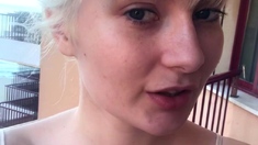 amateur blonde solo webcam