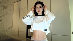 Brunette Solo Webcam Masturbation