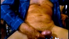 Amateur Bear Grandpa Cums With Toy