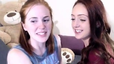 Hot Lesbians Licks And Eats Each Other Pussy
