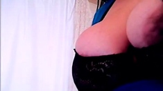 Turkish Mature flash tits on the webcam